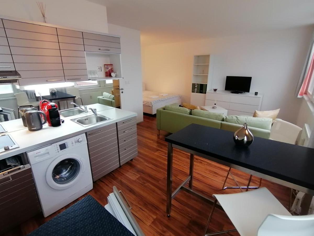 Golden Family Apartments Prag Dış mekan fotoğraf