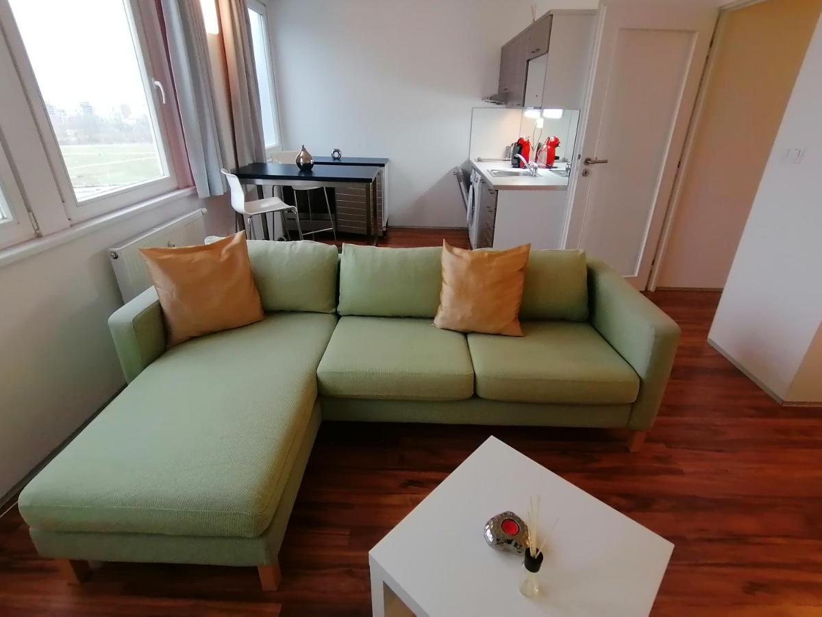 Golden Family Apartments Prag Dış mekan fotoğraf