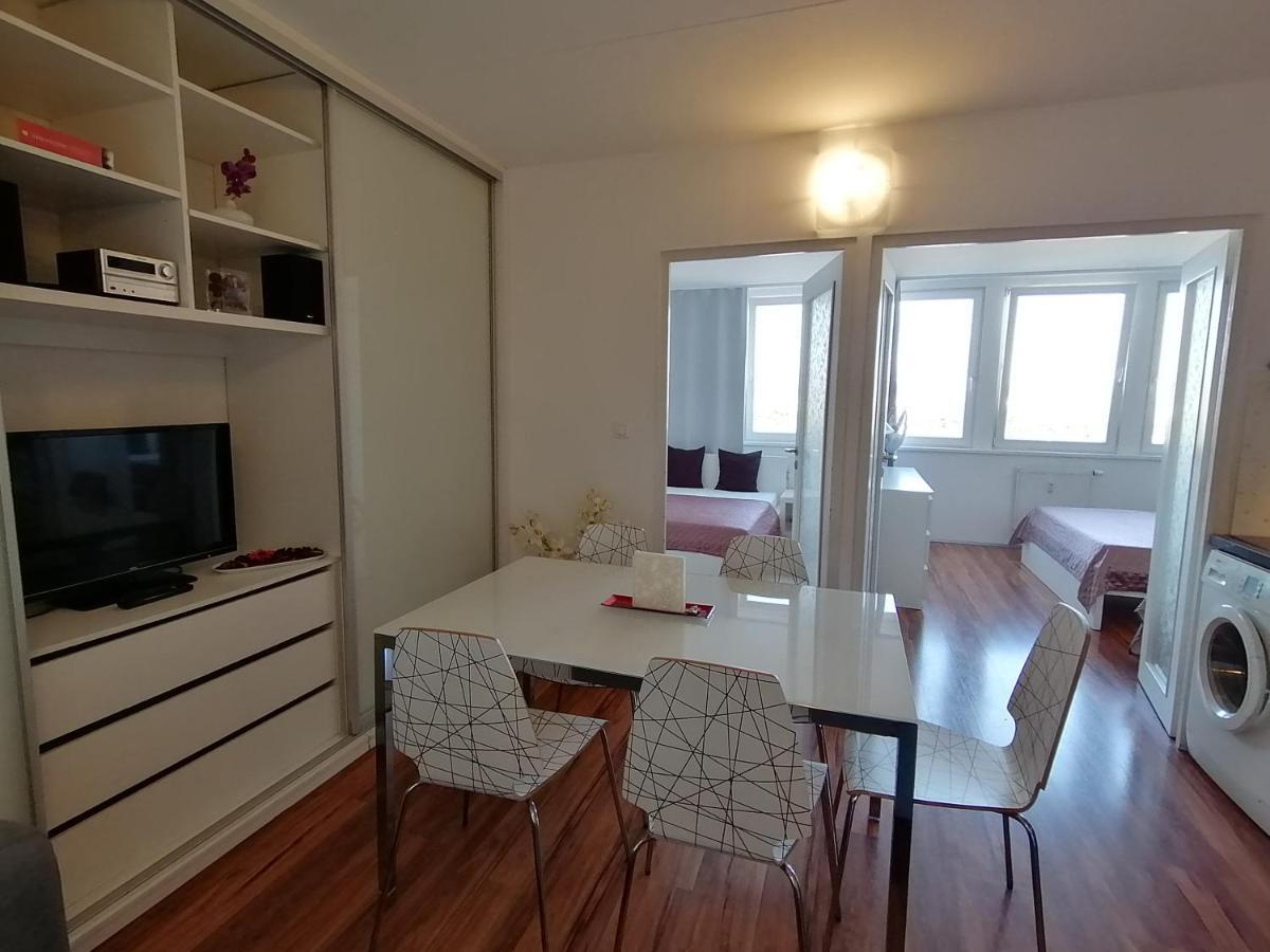 Golden Family Apartments Prag Dış mekan fotoğraf