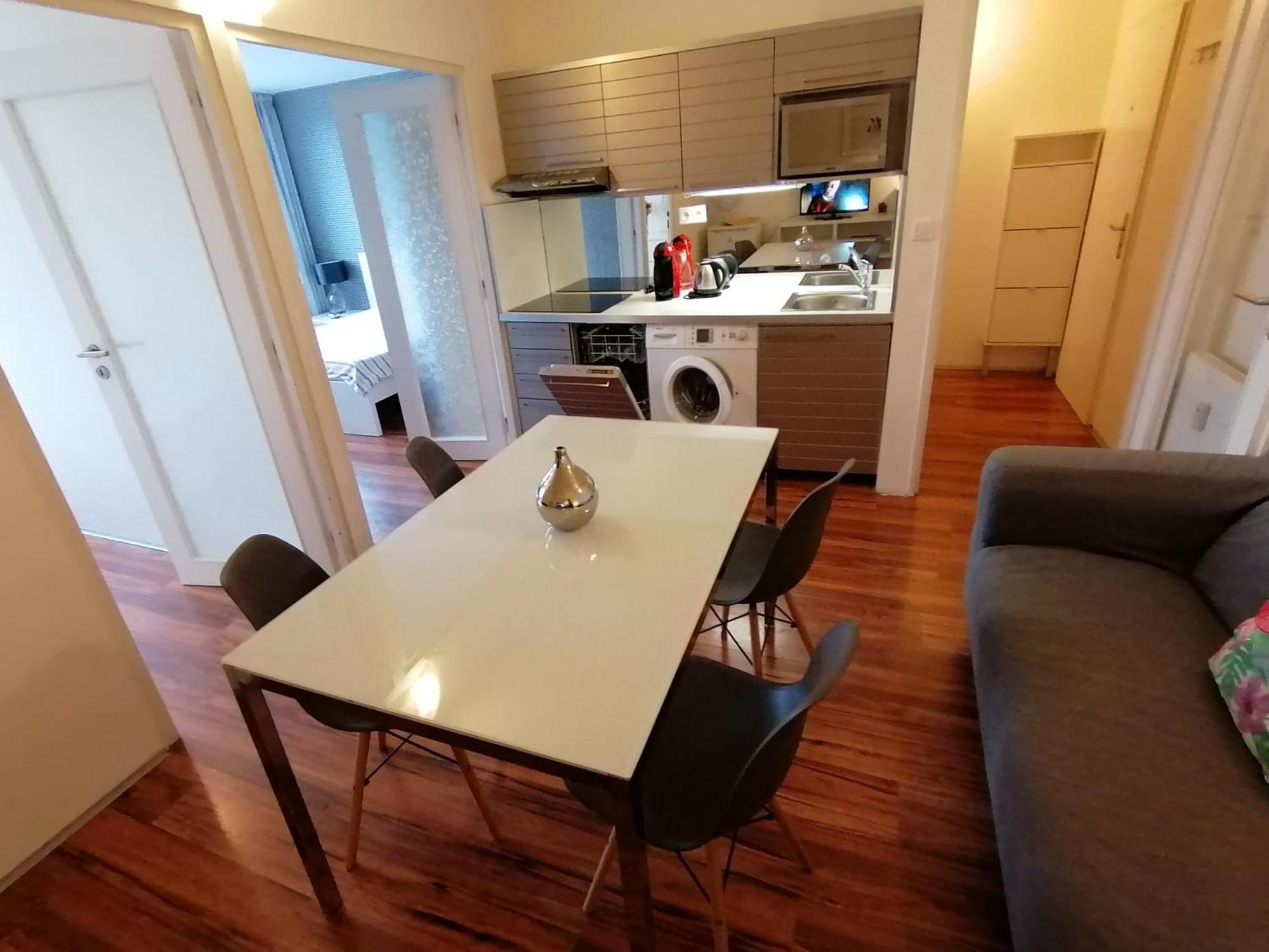Golden Family Apartments Prag Dış mekan fotoğraf