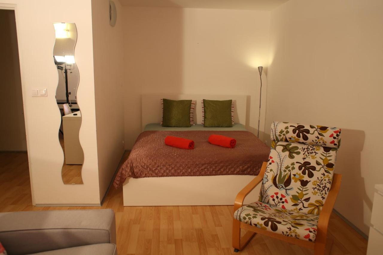 Golden Family Apartments Prag Dış mekan fotoğraf
