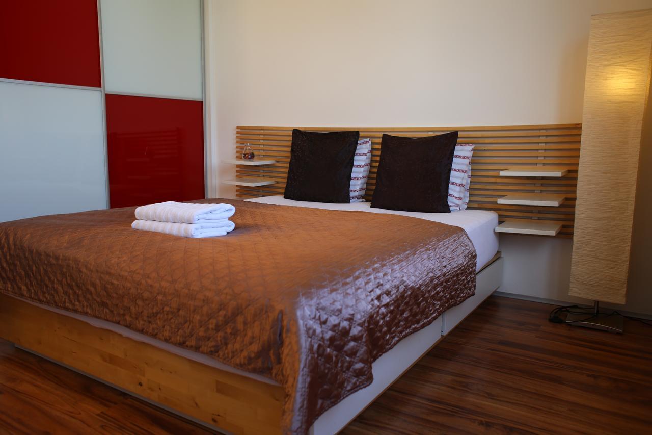Golden Family Apartments Prag Dış mekan fotoğraf
